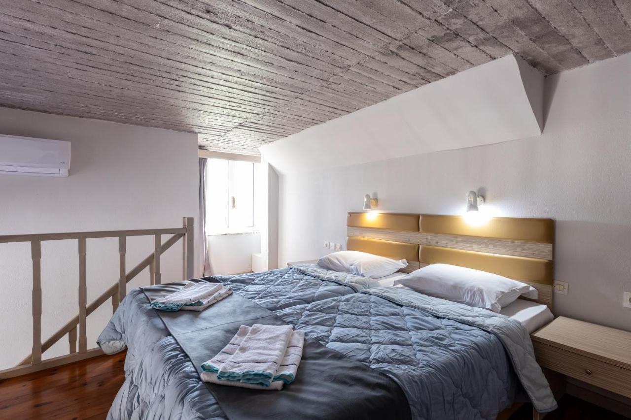 Banana Moon Aparthotel Adelianos Kampos Buitenkant foto